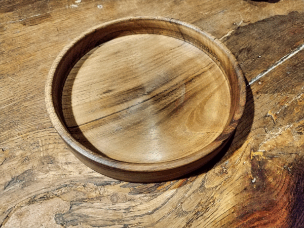 Piste à Dés en Noyer Massif artisanal  – Personnalisée avec Gravure Laser